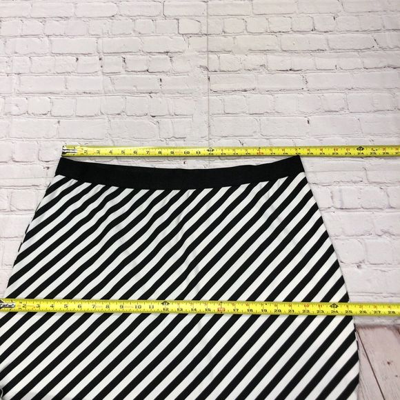 Ruby Rd. Women Long Maxi Skirt Size 1X Polyester Blend Stripes B244 -29 - Picture 2 of 12